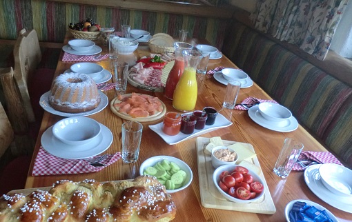 Sonnalm-Bergfrühstück